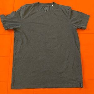 Prana T Shirt Mens Small Gray Short Sleeve Athletic T-Shirt Top